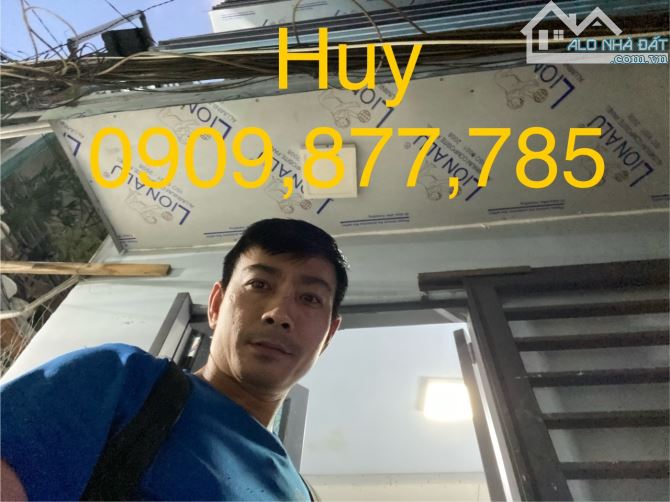 Nhà nhỏ Q8 chỉ hơn 1 tỷ tay cằm sổ cho vk ck mới cưới