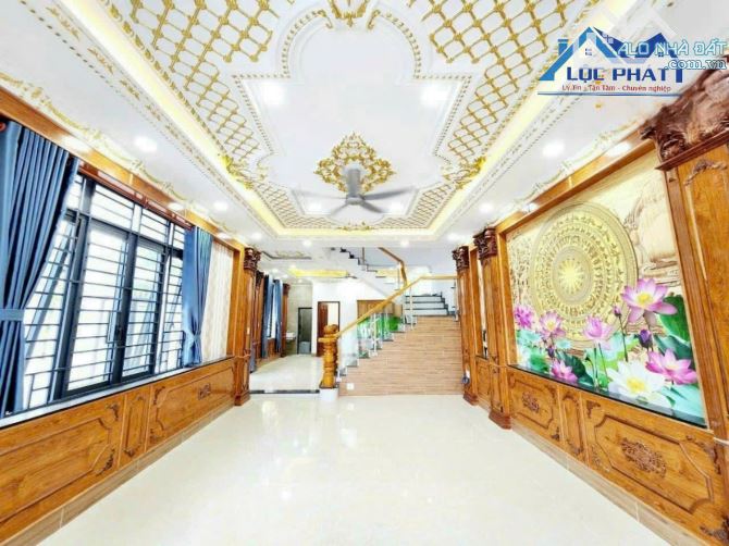 Ban  Biệt Thự Phường BỬU LONG dt 151m2 Bien Hoa Dong Nai  gia 14 ty