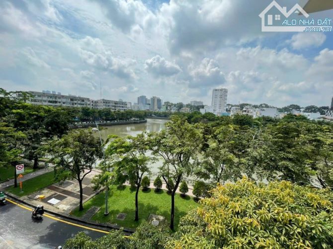 Bán Biệt thự View Sông đ.Trường Sa, DT:10x20m,Hầm 4 tầng- Giá 43 tỷ