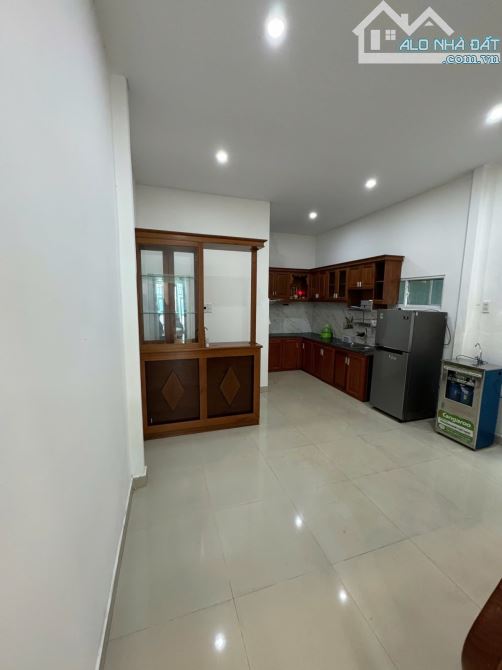 Bán nhà 2 tầng, 70m2 Phan Thanh, 2.x tỷ thương lượng