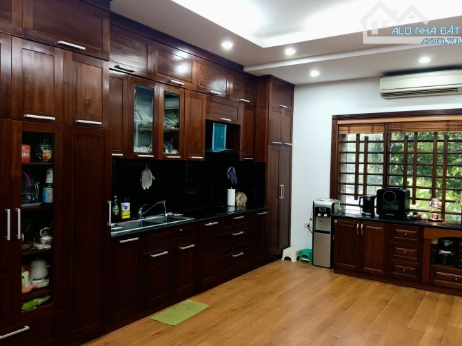 Định cư nước ngoài Giảm 2 tỷ  bán  PLLK  lô góc view  mặt phố  ở thích kinh doanh đỉnh - 1