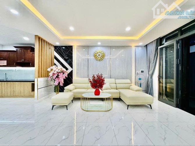 Nhà đẹp Nguyễn Thái Sơn, Gò Vấp có 3 phòng ngủ, 65m² chỉ 2 Tỷ 650, Sổ hồng riêng - 1