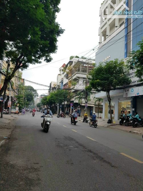 Nhà bán mặt tiền Nguyễn Chí Thanh, Quận 5, DT 4,2x21m, 5 tầng, giá 25 tỷ - 1