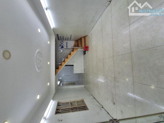 Bán Nhà 3 tầng, 3.8*11.5m2, Gần Nguyễn Thị Thập, Q7,hẻm 4m, 4.xx Tỏi - 1