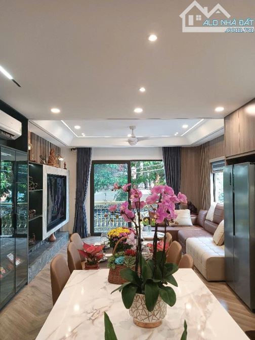 Siêu Phẩm Việt Hưng Long Biên Chỉ 13 Tỷ  DT 50m² 7T MT 4.3m Lô Góc GARA ÔTÔ Thang Máy KD Ô - 1