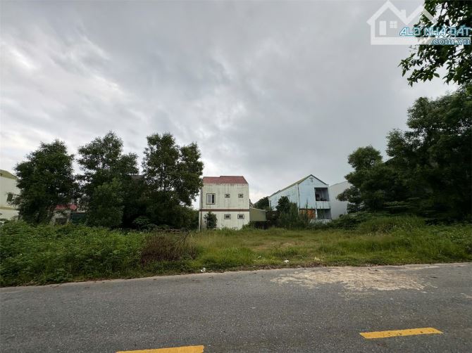 Bán đất 8x20m gần Vincom Plaza Đông Hà - nhánh 2 đường Trương Công Kỉnh - 1
