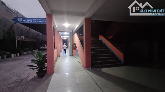 Ngộp Bank, Bán nhà Mặt tiền Quận 12, TTN, 4750m2 (56x85) 6 Tầng, chỉ 270 tỷ - 2