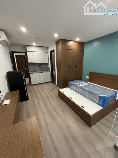 Cho Thuê CCMN 146 Trần Duy Hưng Cầu Giấy 30m2 Studio Cửa Sổ Ban Công Thang Máy Ô Tô Gần - 2