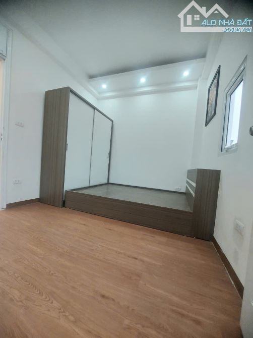 Bán căn hộ 50m2 quận Thanh Xuân , 2 ngủ, full đồ , 1 tỷ 650 - 2