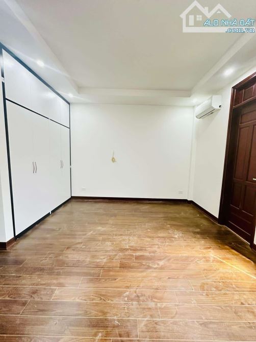 Lê Trọng Tấn - Thanh Xuân 57m x 5 tầng, mặt tiền 4.9m, giá 19.9 tỷ thương lượng - 2