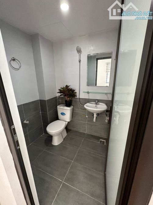 BÁN NHÀ DÒNG TIỀN 60M2 X 6 TẦNG VỚI 11 PHÒNG KHÉP KÍN, HÀO NAM, ĐỐNG ĐA, HÀ NỘI - 2