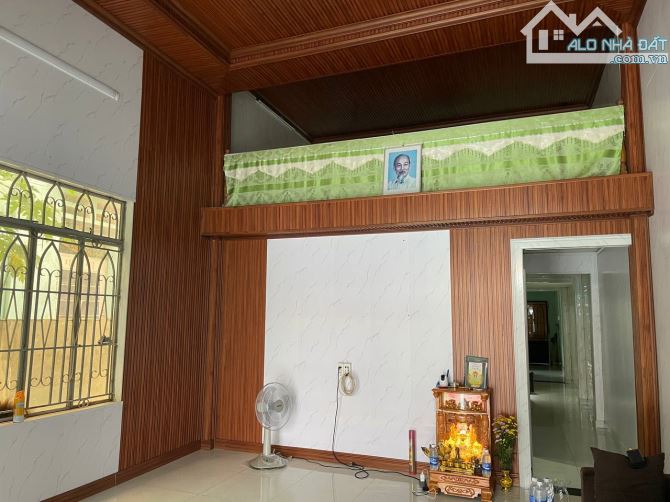 Nhà gác lửng đường nhựa sát Trưng Nữ Vương phường Tân Thạnh - 2