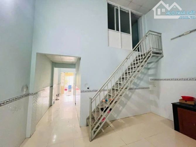 Bán căn nhà cấp 4 ở KDC Thới Tam Thôn Hóc Môn 5x16 ( 80m2 ) 650 TRIỆU, Sổ hồng riêng. - 2