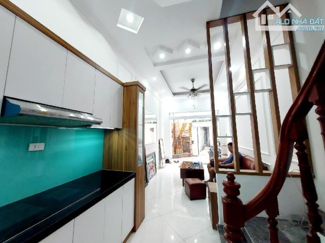 Bán nhà Thúy lĩnh , lĩnh nam 36 m x 3 tầng / 3 ngủ - 2