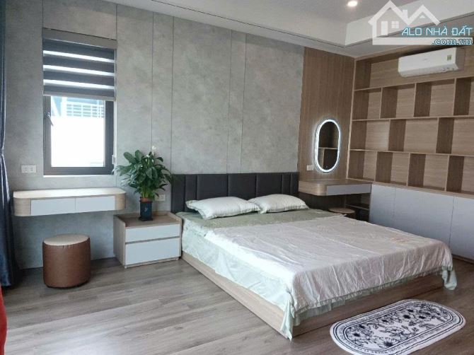 Siêu Phẩm Việt Hưng Long Biên Chỉ 13 Tỷ  DT 50m² 7T MT 4.3m Lô Góc GARA ÔTÔ Thang Máy KD Ô - 2