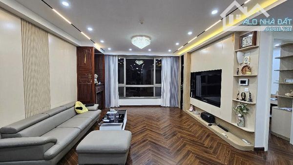 Bán Căn góc 134m2- 3PN- Căn hộ CC Huyndai Hillsate Tô Hiệu-full đồ-ban công ĐN-Nhỉnh 8 tỷ - 3