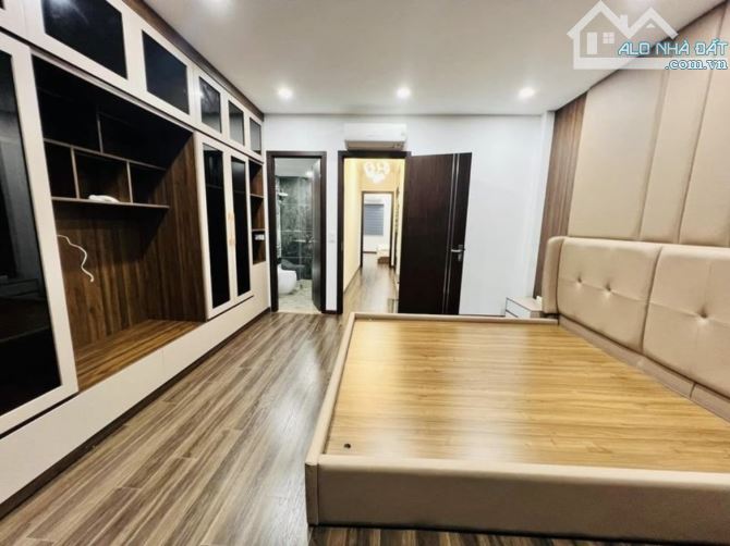 DỐC TAM ĐA 50M2 4TẦNG-NGÕ THÔNG- 1 NHÀ RA PHỐ-GẦN Ô TÔ-DÂN TRÍ CAO-AN NINH TỐT GIÁ 6TỶ8 - 3