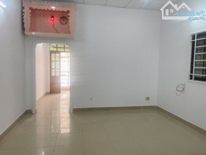 TRUNG TÂM QUẬN 8 - 88M2 - 4,2X21M - HẺM BA GÁC 1 TRỤC - CHỈ 4,4 TỶ - 3