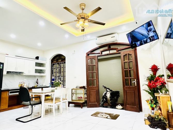 Bán nhà Thúy lĩnh , lĩnh nam 36 m x 3 tầng / 3 ngủ - 3