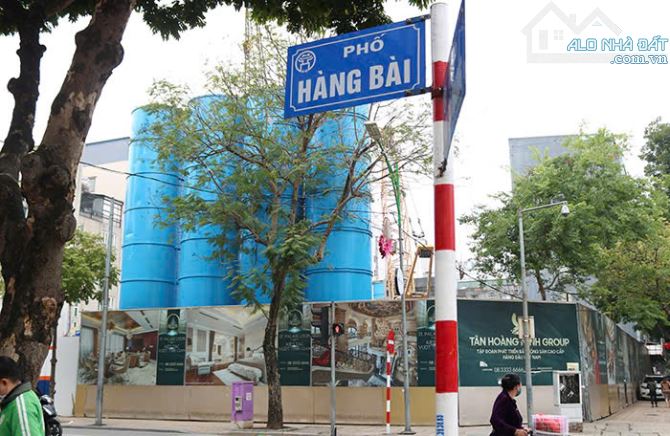 Bán gấp nhà mặt phố Hàng Bài 6 tầng 40m2 thông sàn thang máy, đất vuông, nhà đẹp, cho thuê - 4