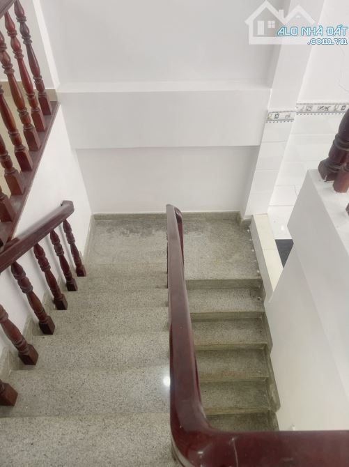 TRUNG TÂM QUẬN 8 - 88M2 - 4,2X21M - HẺM BA GÁC 1 TRỤC - CHỈ 4,4 TỶ - 4