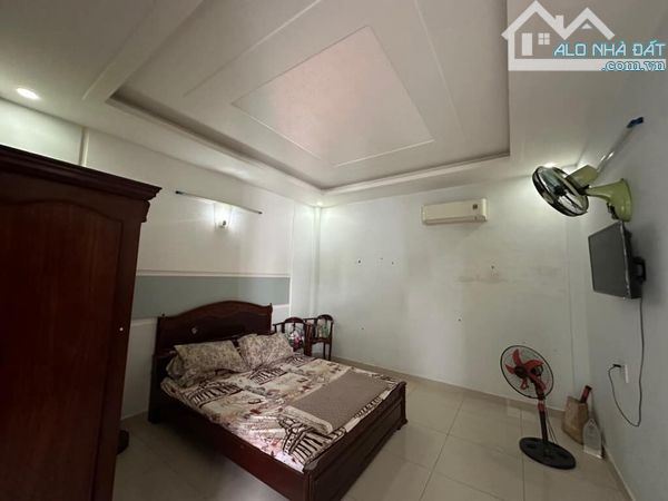 Bán Nhà Quốc Lộ 13,109m2,3Tầng,Xe Hơi Ngủ Trong Nhà,Hiệp Bình Phước Thủ Đức,Gía Nhỉnh 8Tỷ - 4