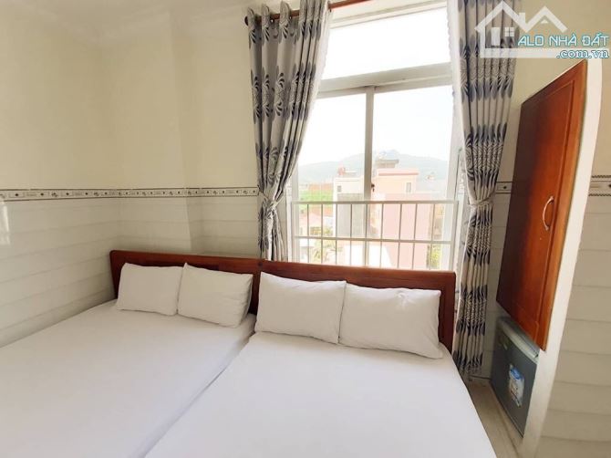 🏡🏡🏡Bán Khách Sạn 1 Trệt 5 Lầu Hẻm Oto Thùy Vân Bãi Sau DT 98m2 - Giá: 12tỷ TL - 5