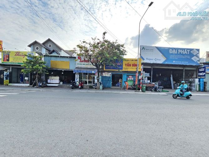 Nhà phố Trần Hưng Đạo kinh doanh tốt p. Đông Hòa Tp. Dĩ An - 5