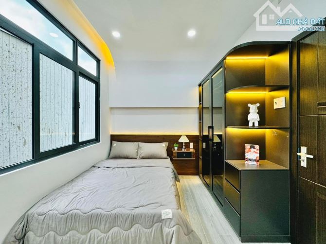 NHÀ BÁN NGUYỄN SƠN TÂN PHÚ 2.83Tỷ 64m2 2 Lầu đang cho thê 18triệu - 7