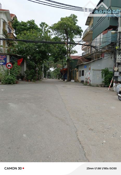 Bán nhà 649 Lĩnh Nam 70m,mặt tiền  4.5m, nhỉnh 9,7tỷ  Ô TÔ VÀO NHÀ - BA BƯỚC - 7