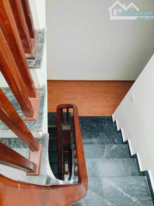 Hơn 6 tỷ - Tây Mỗ - 50m2 x 5 tầng - 7 ngủ Fujj nội thất Ở luôn - Ô tô đỗ cạnh nhà - hiếm - 7