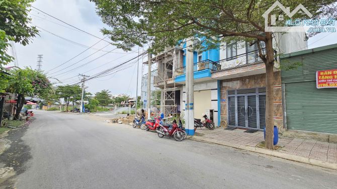 Bán đất MT đường Bình Chuẩn 36 KDC Hiện Hữu, p.Bình Chuẩn, Tp.Thuận An 2,6 TY TL