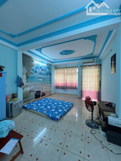 Mặt tiền 12 m - Lý thánh tông - Tân Phú 78 m²- 5 tầng - hơn 9 tỷ -Gấp