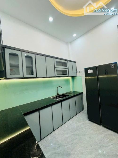 GÒ VẤP - BÙI QUANG LÀ, HẺM TRƯỚC NHÀ 4m - DT 62M2 - GIÁ CHỈ 5 TỶ 8