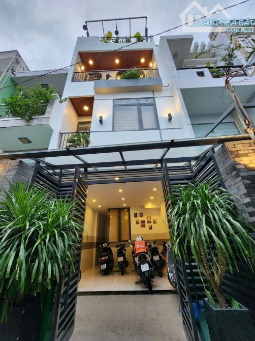 Bán nhà đẹp hẻm vip 6m, ngay mặt tiền Nguyễn Văn Đậu, 4*15m, giá 9 tỷ