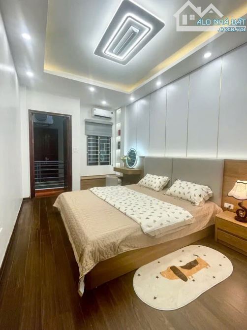 BÁN NHÀ 105M2 PHỐ PHÙNG KHOANG NAM TỪ LIÊM Ô TÔ KINH DOANH