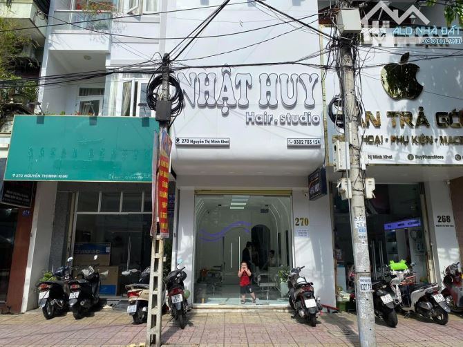 Cần bán nhà mặt tiền Nguyễn Thị Minh Khai, Phước Hoà, Nha Trang, Khánh Hoà; cách biển 900m