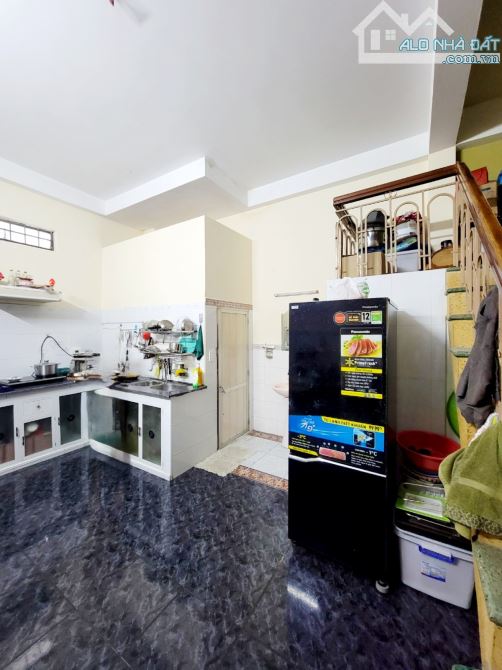 Bán nhà mặt tiền Lê Phụng Hiểu, An Hải Bắc, Sơn Trà. DT 92m2, 3 tầng, giá 8 Tỷ.
