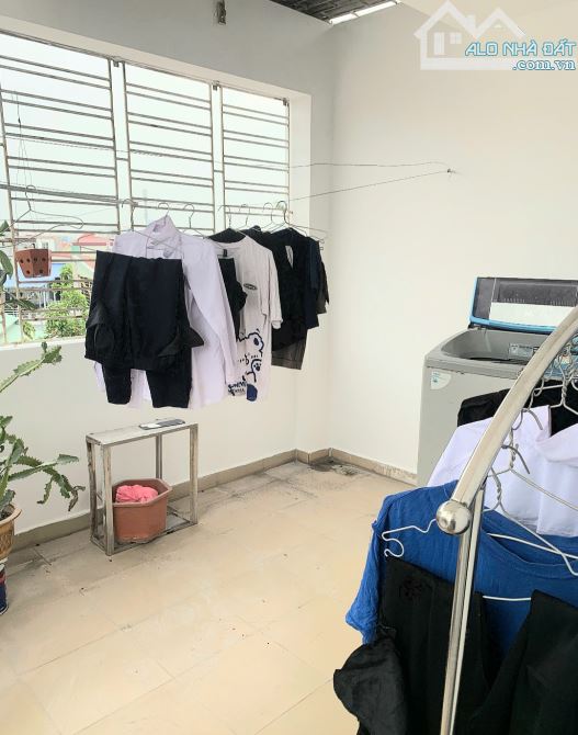 Bán nhà 4 tầng Miếu Hai Xã, Dư Hàng Kênh, Quận Lê Chân. 42m², chỉ 2,4 tỷ