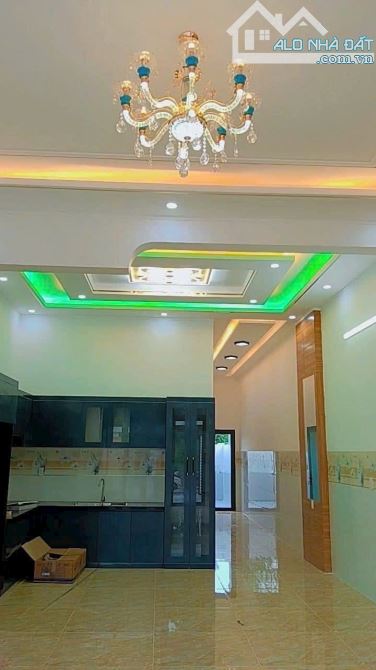 Nhà ven biển Long Mỹ, 140m2, ngang 5 sâu 28, 80 thổ cư, 2 phòng ngủ giá 1tyx - 1