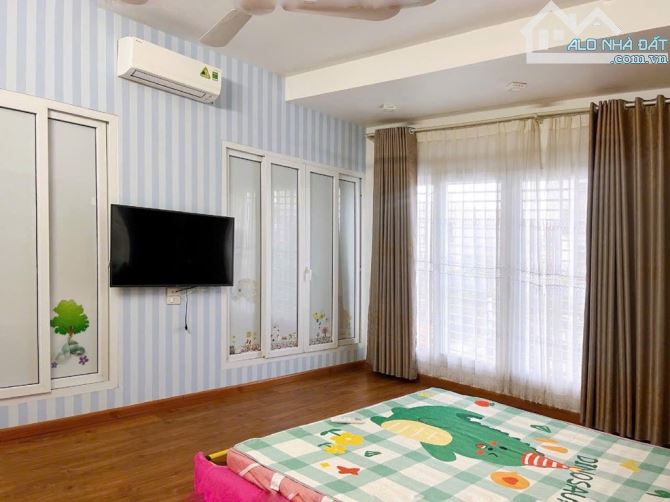 2,5 TẦNG - MT ĐƯỜNG 5M LỀ 2M : HẢI PHÒNG - DTĐ 80M2 - NGANG 4,5M - CHỈ 5 TỶ - 1