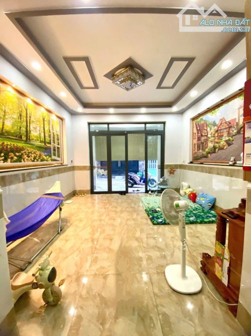 BÁN NHÀ QUẬN 12, NGUYỄN ẢNH THỦ, HXH THÔNG 57M2, 3 TẦNG CHỈ 4 TỶ 650 - 1