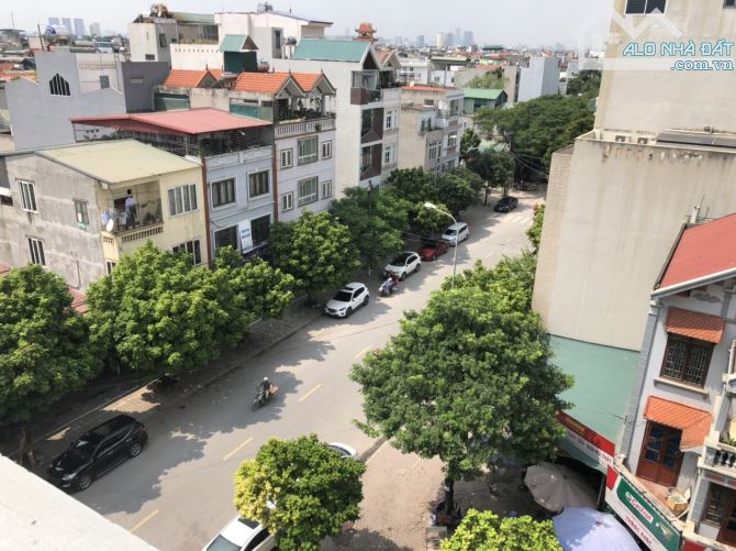 CHO THUÊ NHÀ RIÊNG TẠI PHƯỜNG LONG BIÊN, 23 TRIỆU VNĐ, 320M2, 6 TẦNG - 1