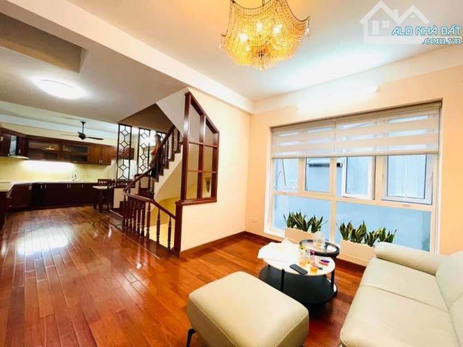 12 tỷ có nhà đẹp Tôn Đức Thắng x 38M x 6 tầng phân lô ô tô vào nhà, kinh doanh, - 1