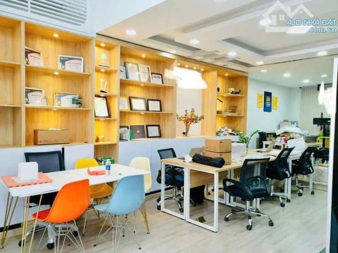 Xoay vốn bán nhà Lý Thường Kiệt, p.7, Tân Bình. Giá 2,99 tỷ/52m2, HXH - 1