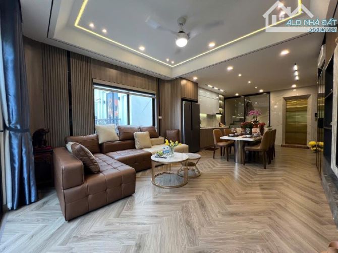 Nhà Ngô Gia Tự -Việt Hưng DT:50m2 / 6 tầng + Tum- lô góc 2 thoáng- Kinh doanh, gara - 1