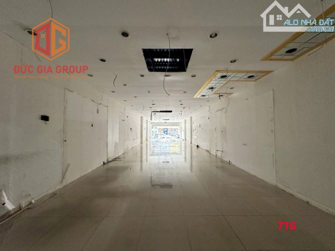 Cho thuê mặt tiền đường 30/4, trung tâm Biên Hoà. 6x39m 236m. Giá 65 triệu/ tháng - 1