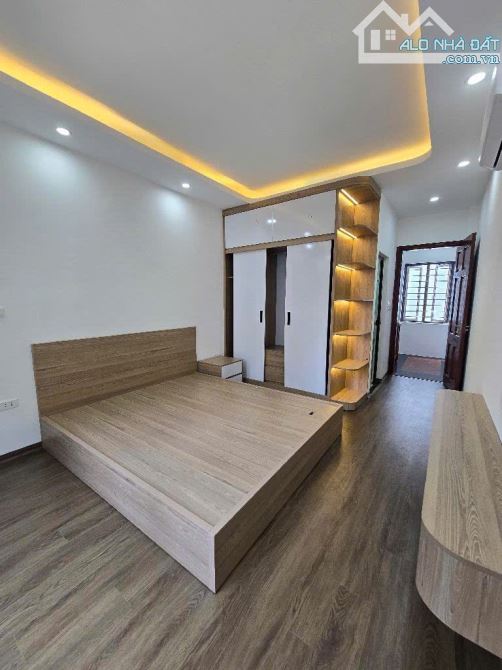 Bán Nhà Ngô Thì Nhậm, Hà Đông, 30m2, 5 tầng, Ô tô đậu cửa, 2 ngõ , Giá 6,15 tỷ - 2