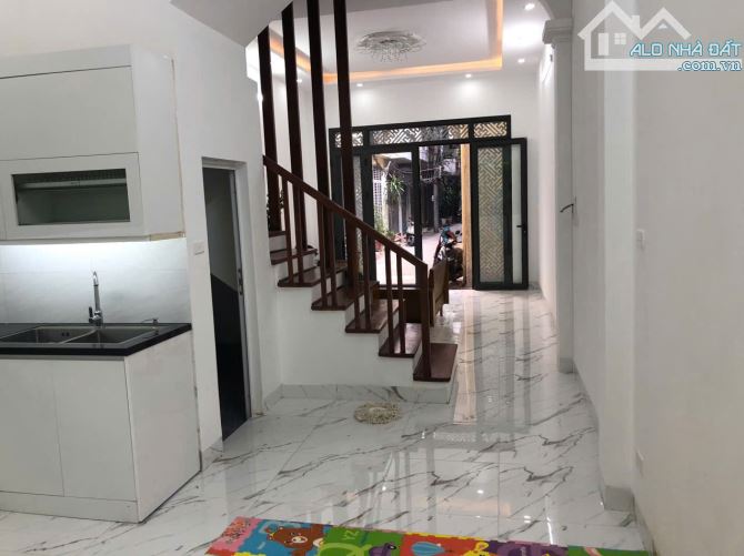 🚗 BÁN NHÀ 42m², 4 TẦNG - NGÕ Ô TÔ TRÁNH, CÁCH PHỐ BẾ VĂN ĐÀN 50m, QUANG TRUNG 100m! 🚗 - 3