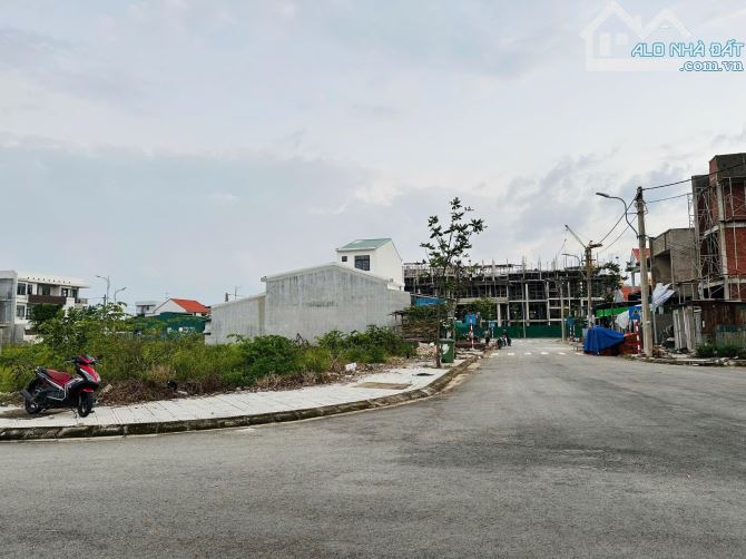 BÁN LÔ GÓC 2 MT KQH HOÀNG QUỐC VIỆT - 3